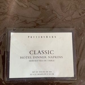 Hotel Dinner Napkins